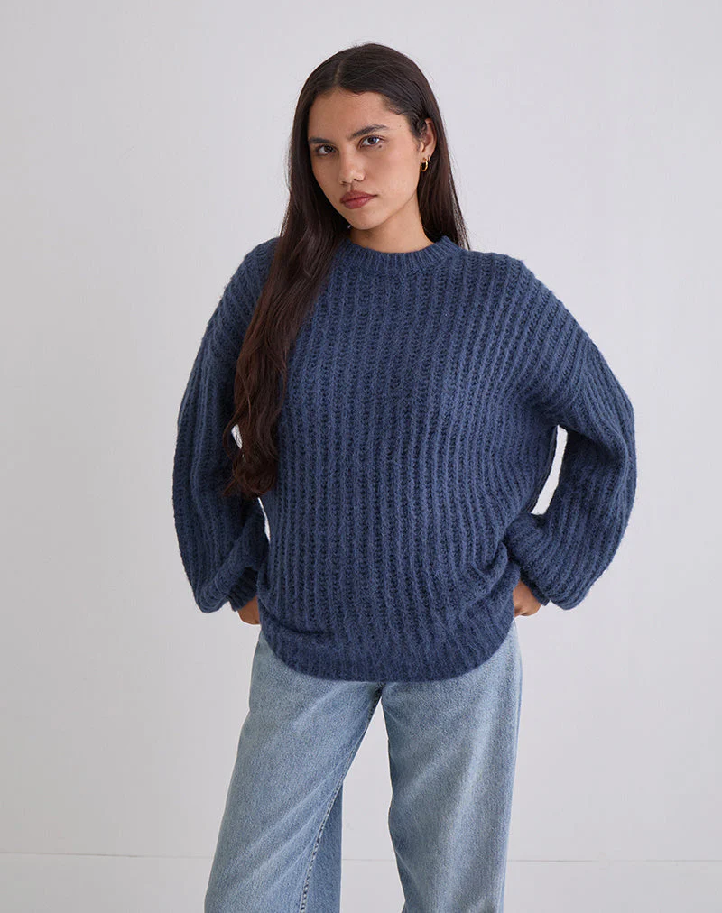 Daren Übergroßer Strickpullover in Navy - Image 3