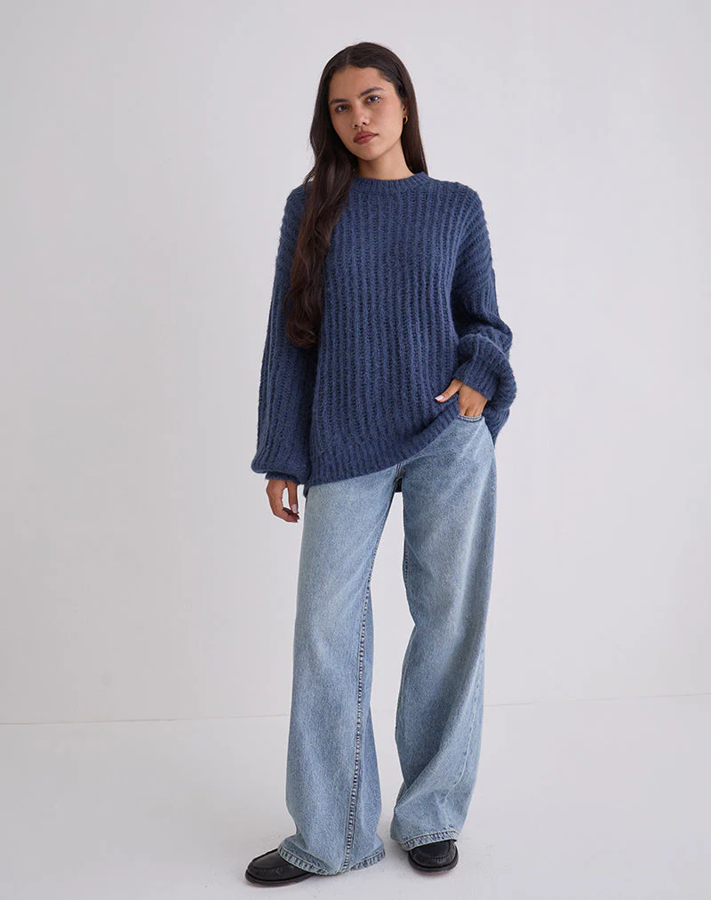 Daren Übergroßer Strickpullover in Navy - Image 5
