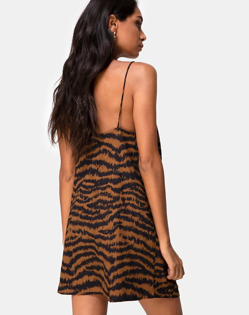 Datista Slip Dress in Animal Drip Braun - Image 3