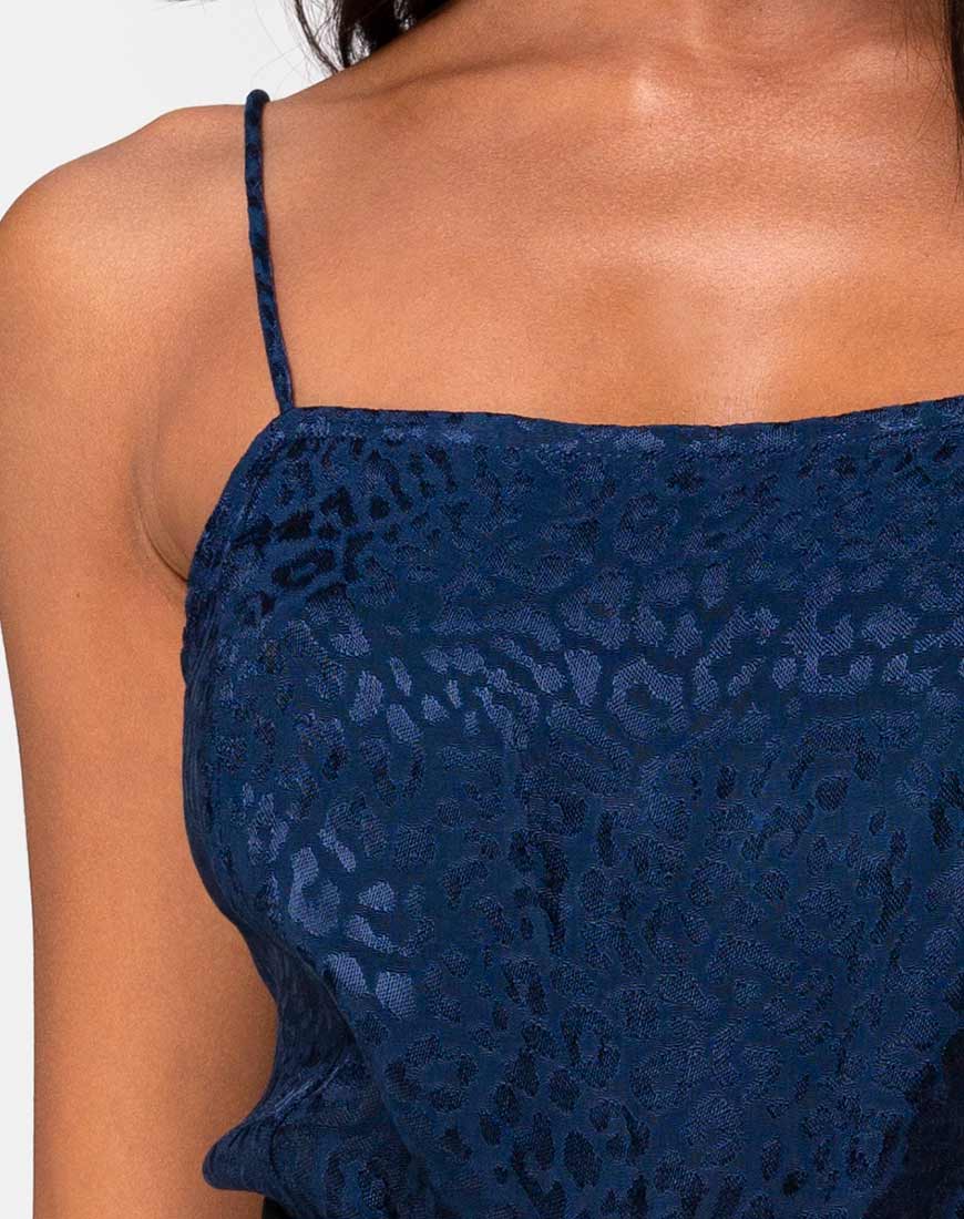 Datista Slip-Kleid aus Satin Cheetah Navy - Image 5