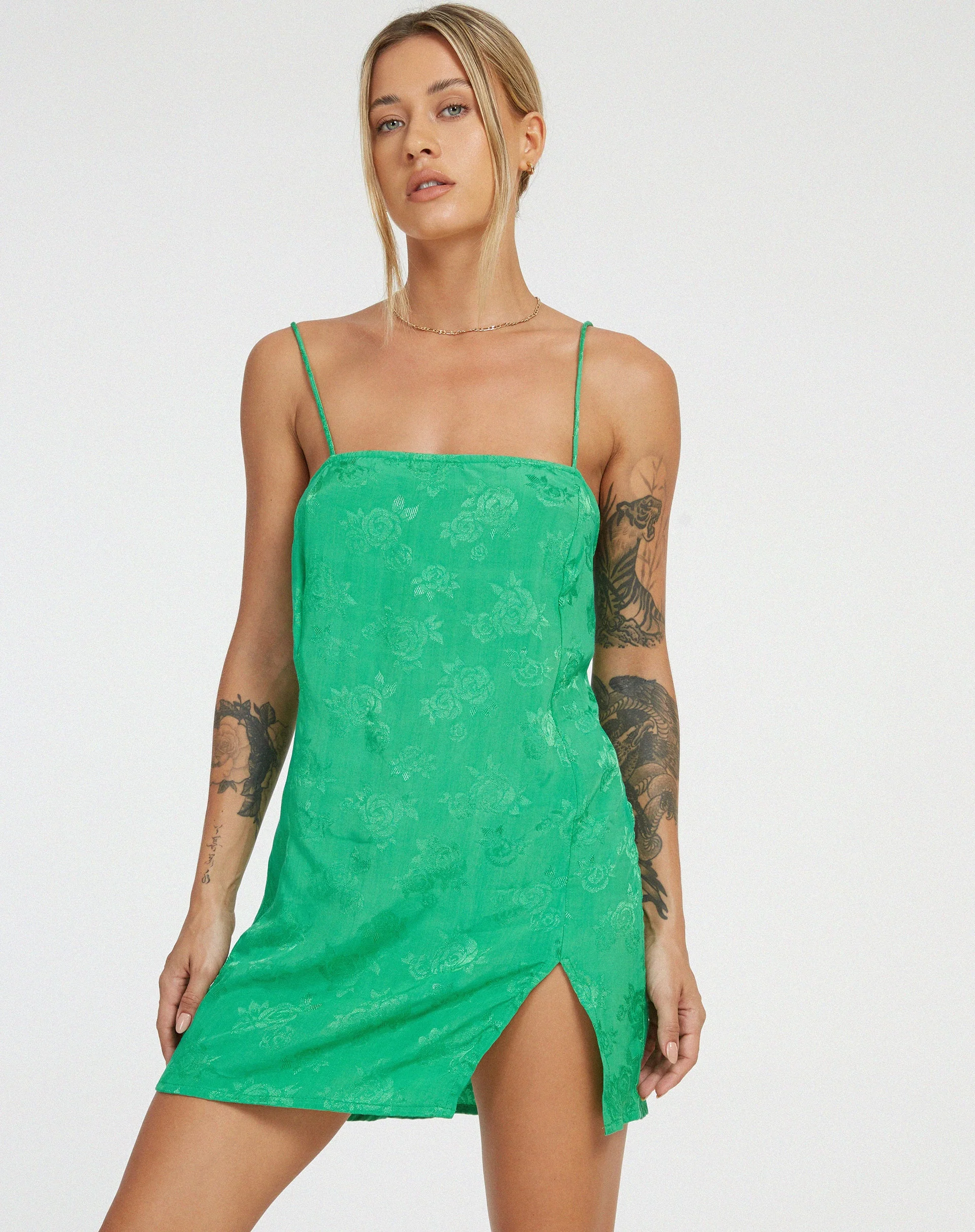 Datista Minikleid aus Satin Rose Jade Grün - Image 4