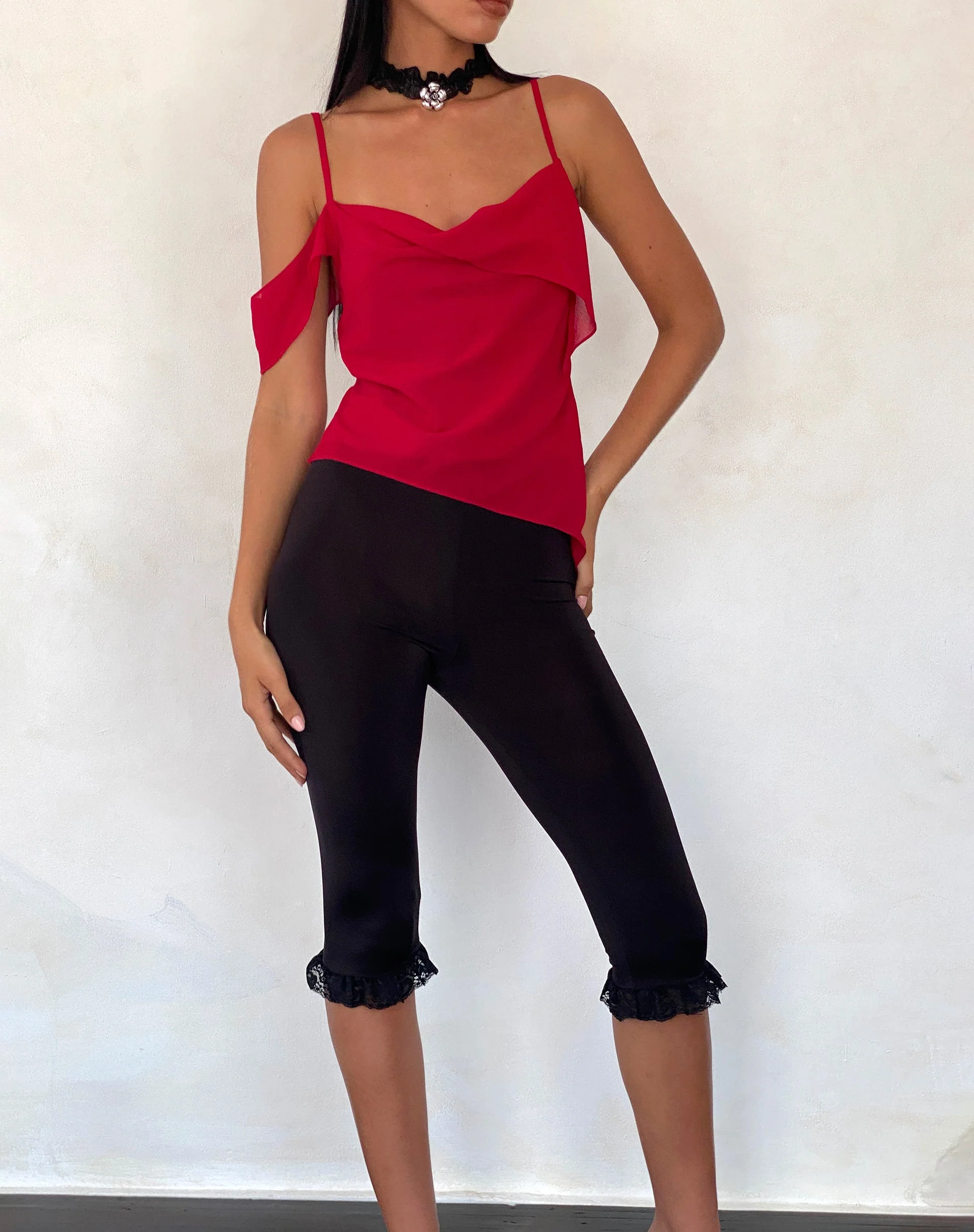 Davila Oberteil aus Chiffon Tiefrot - Image 2
