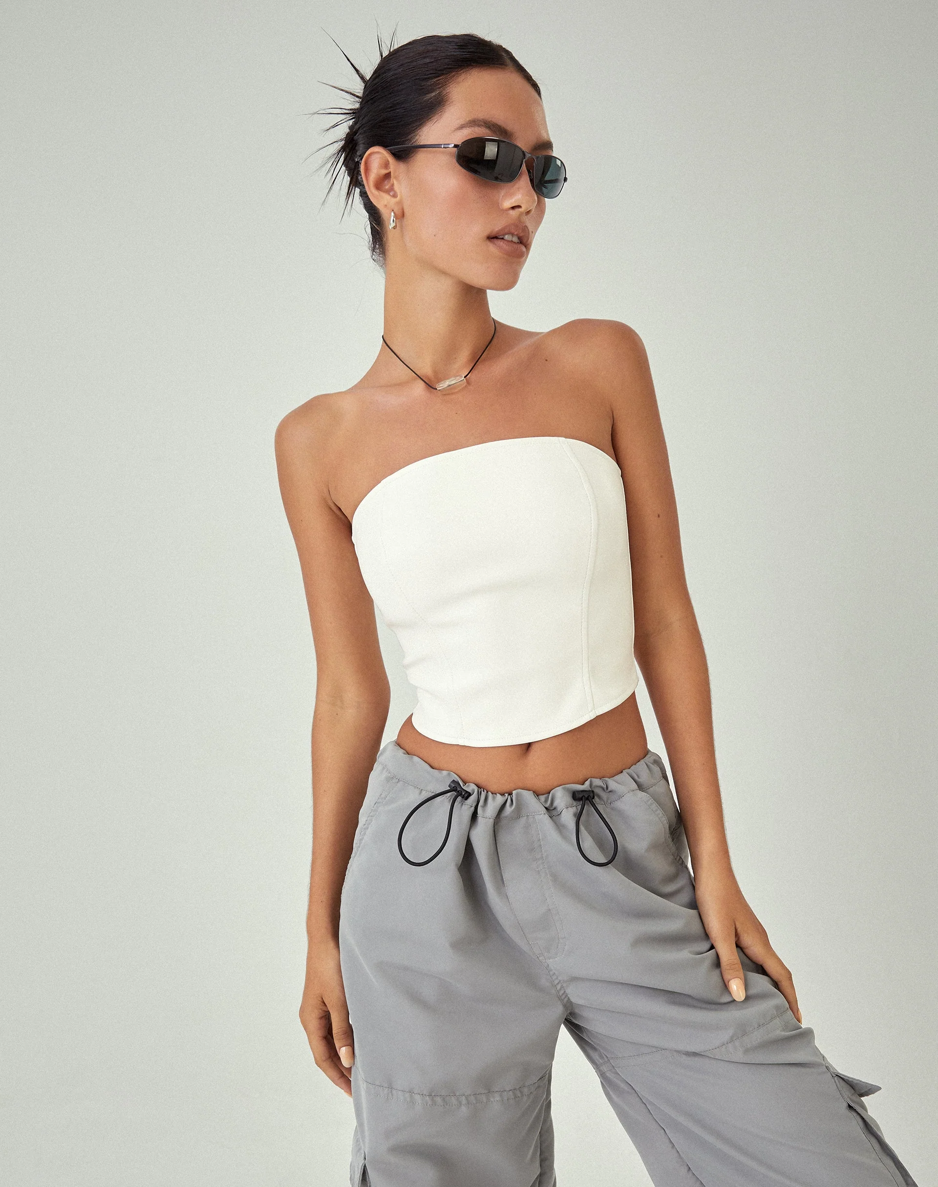 MOTEL X JACQUIE Dena Korsett-Top in PU Off White - Image 4