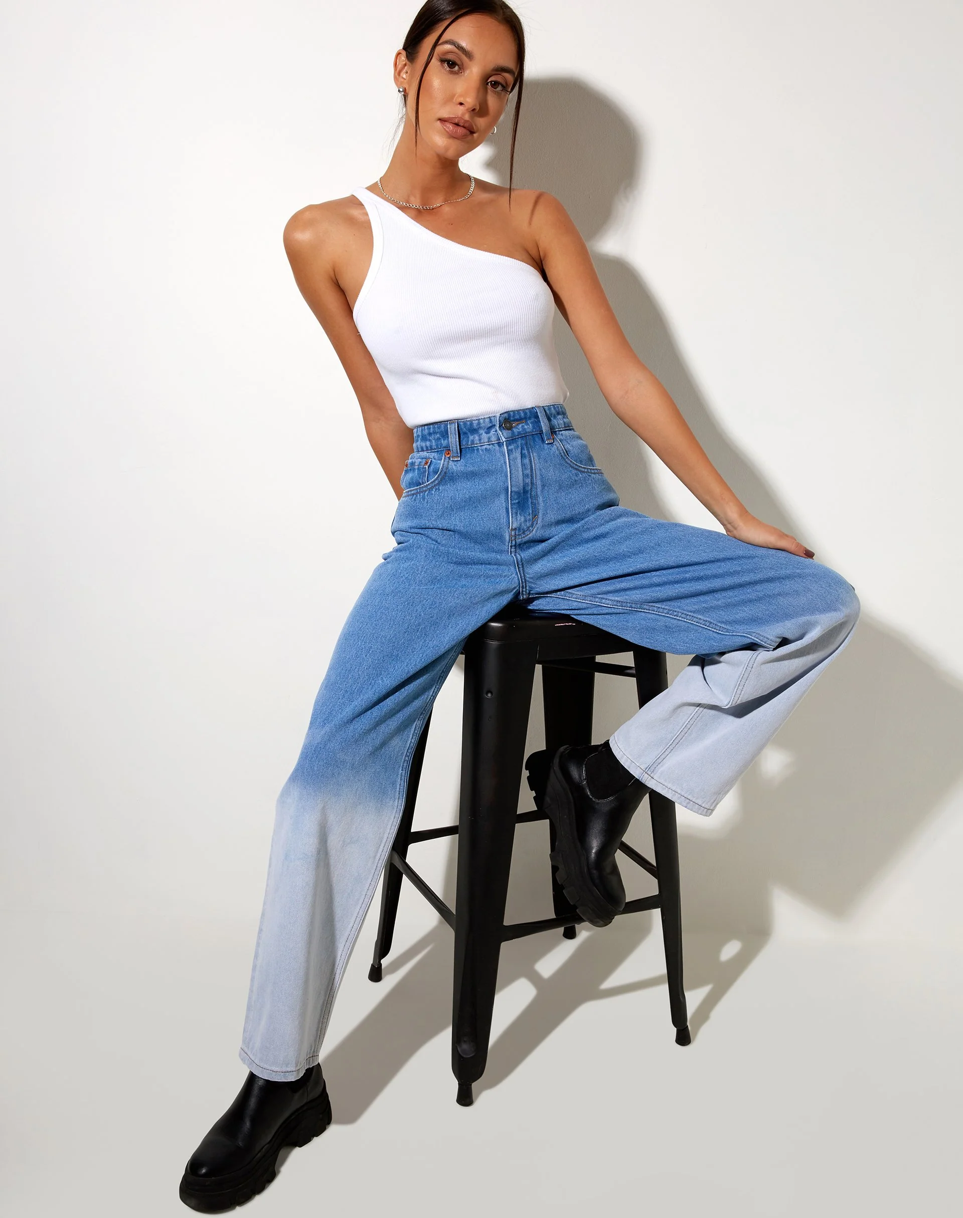 Dip Bleach Parallel Jeans in Super Light Wash - Image 2