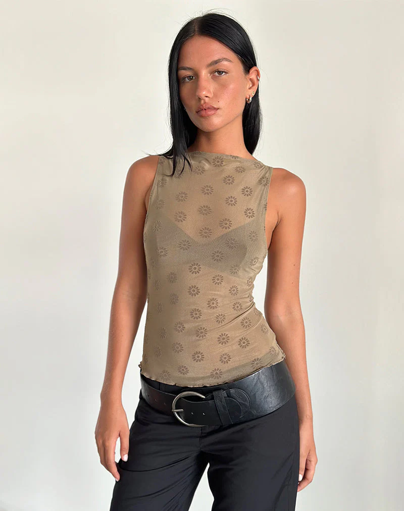 Dudley Vest Top in Daisy Flock Hellbraun - Image 2