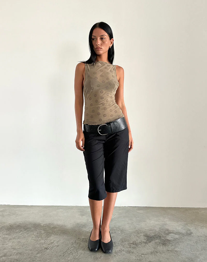 Dudley Vest Top in Daisy Flock Hellbraun - Image 3