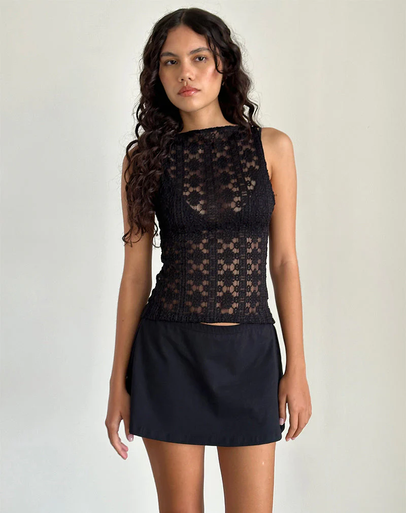 Dudley Vest Top in Regal Lace Schwarz - Image 2