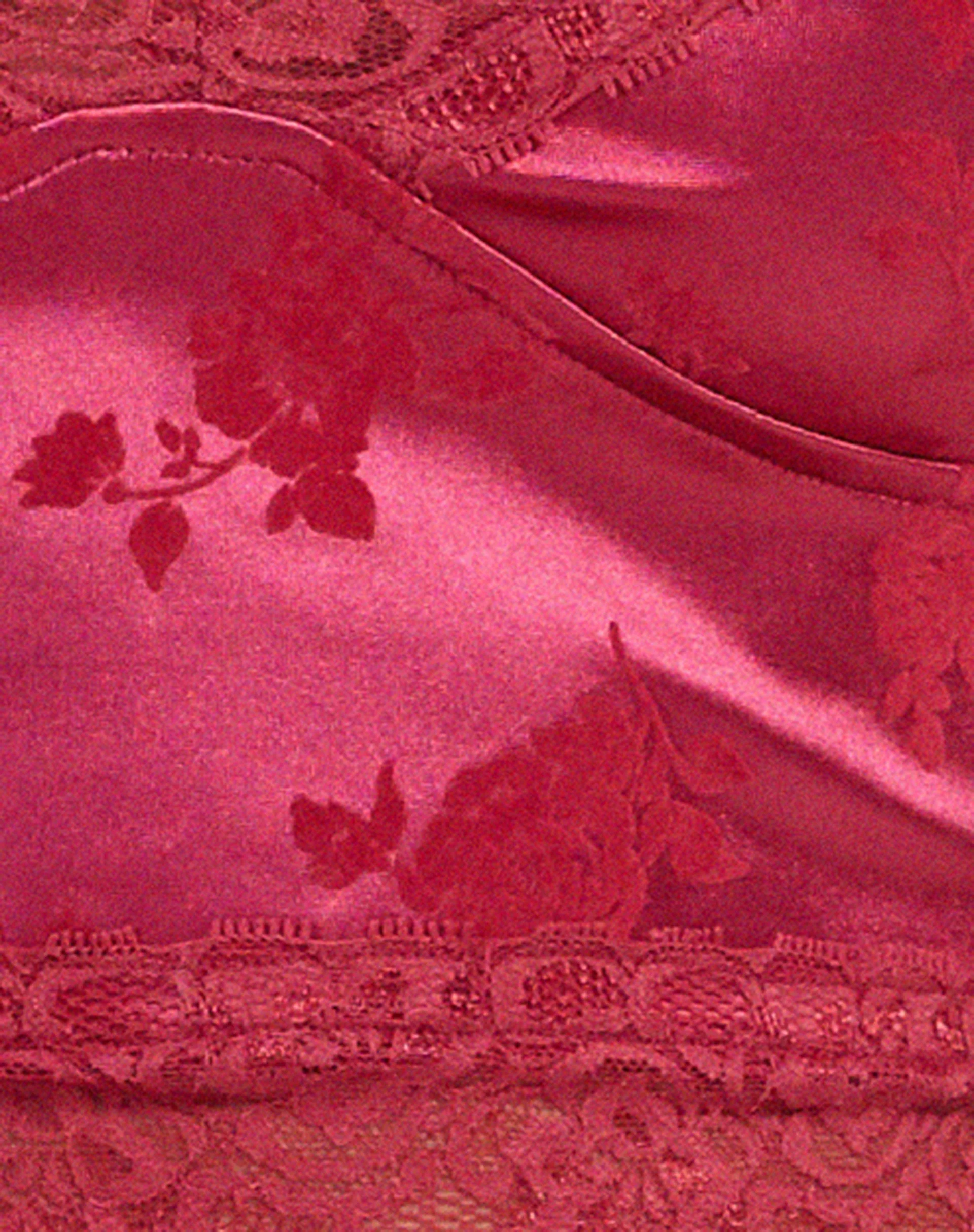 Dyrana Crop Top in Rosa Flock Magenta - Image 5
