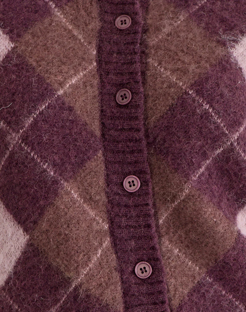 Eliana Strickjacke in Argyle Pink - Image 7