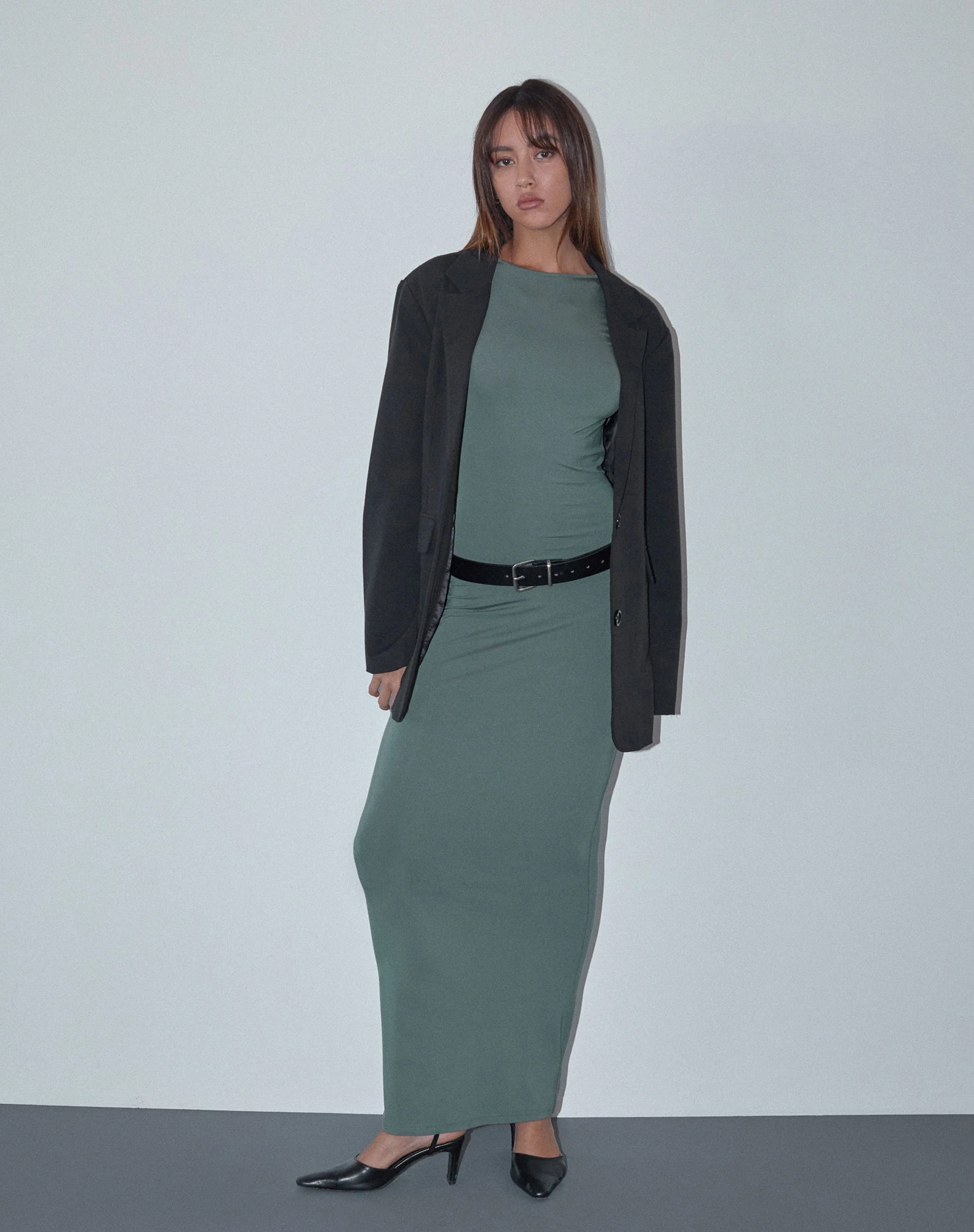 Elinor Maxikleid in Slinky Olive - Image 3