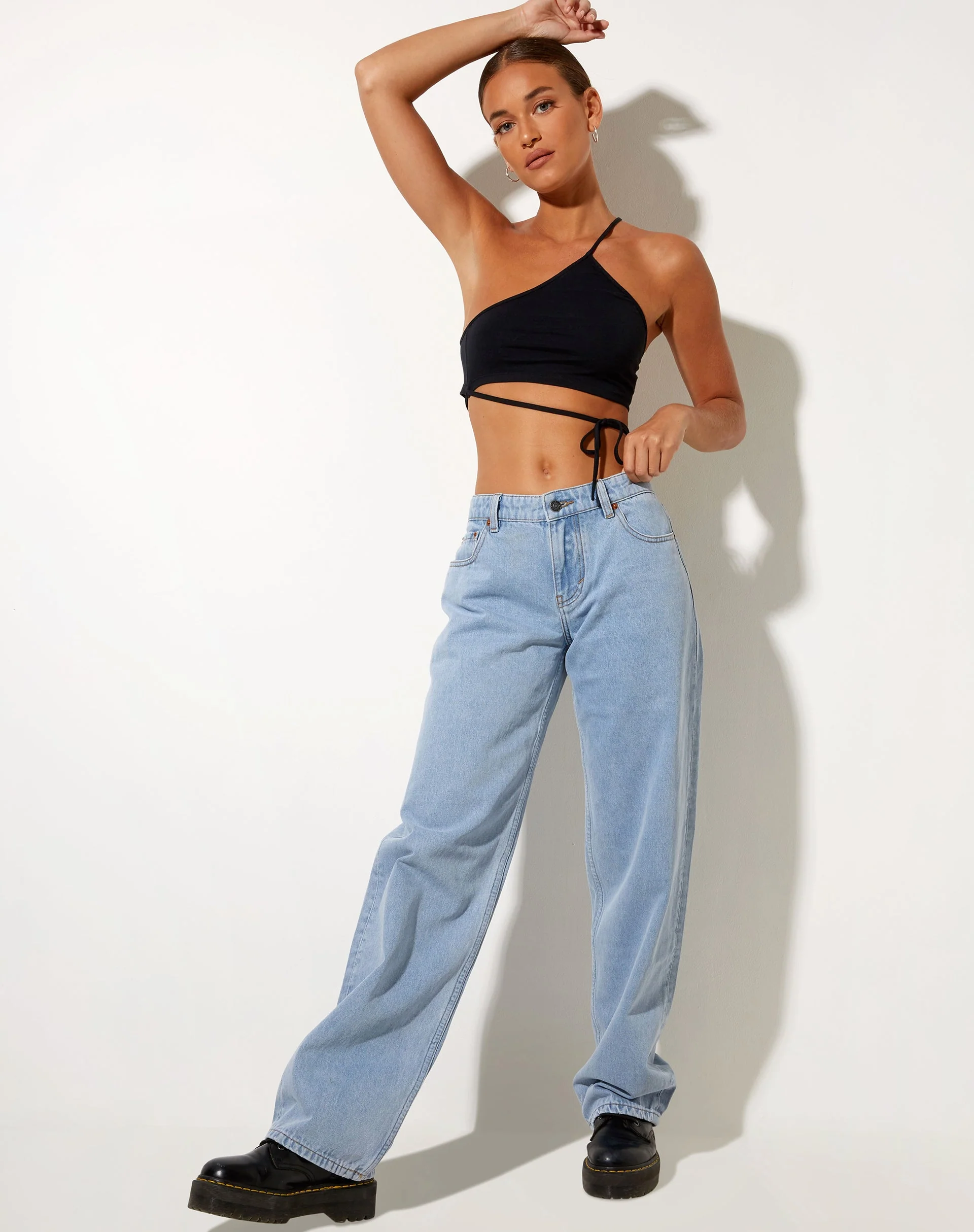 Erdle Crop Top in Schwarz - Image 3
