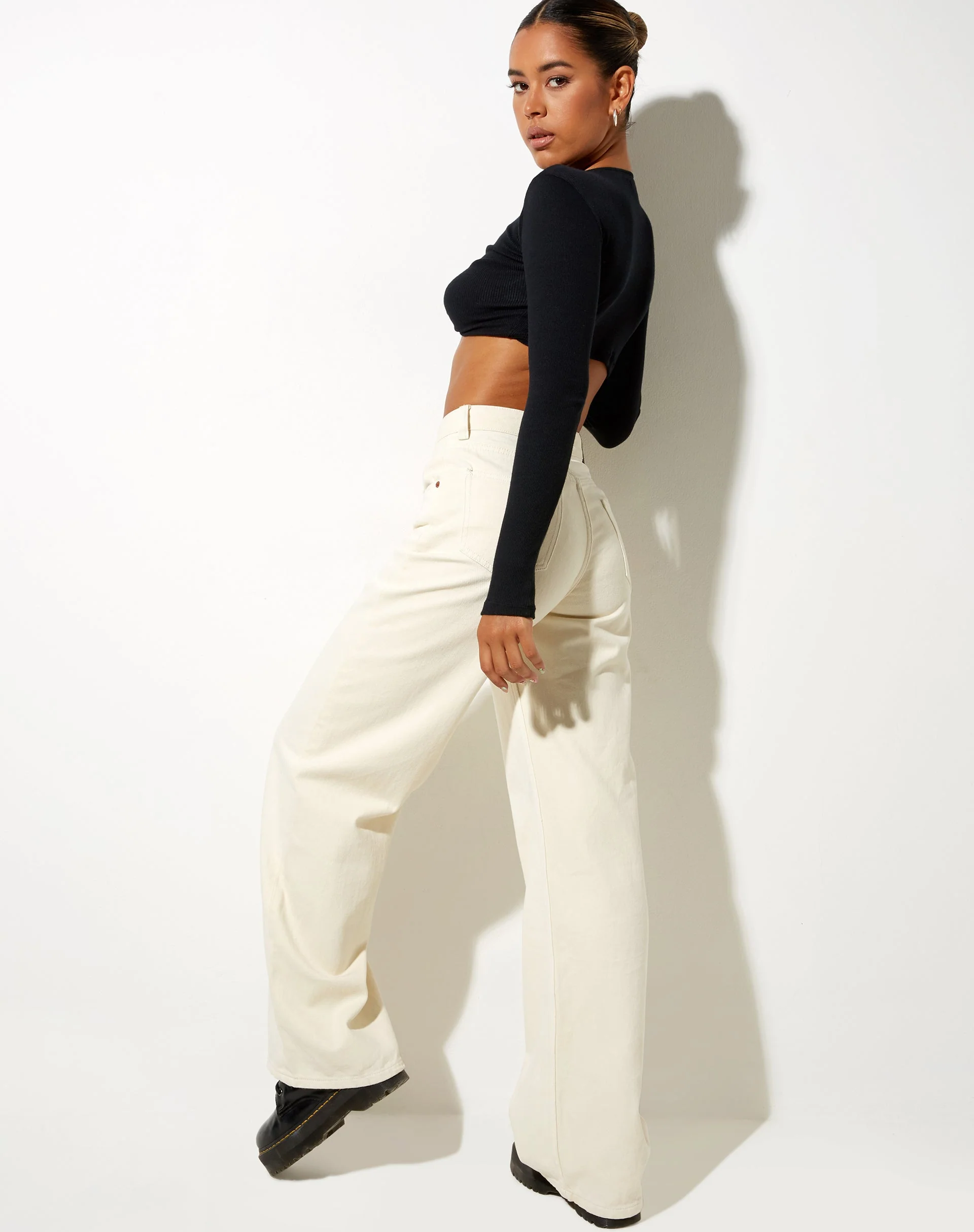 Geräumige extra weite Jeans in Off White - Image 4