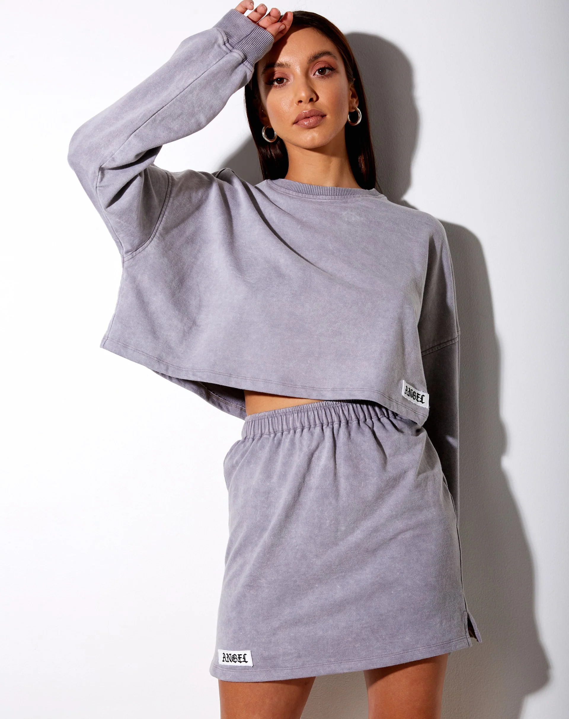 Fawly Crop Top in grauer Waschung 'Angel' Embro Label