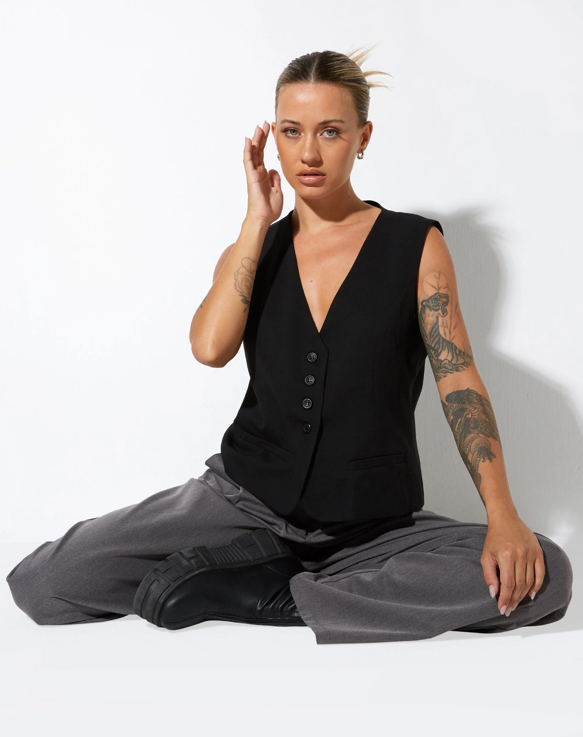 Gavan Weste in Tailoring Schwarz