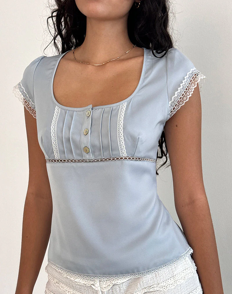Gavrilla Oberteil in Satin Baby Blau - Image 4