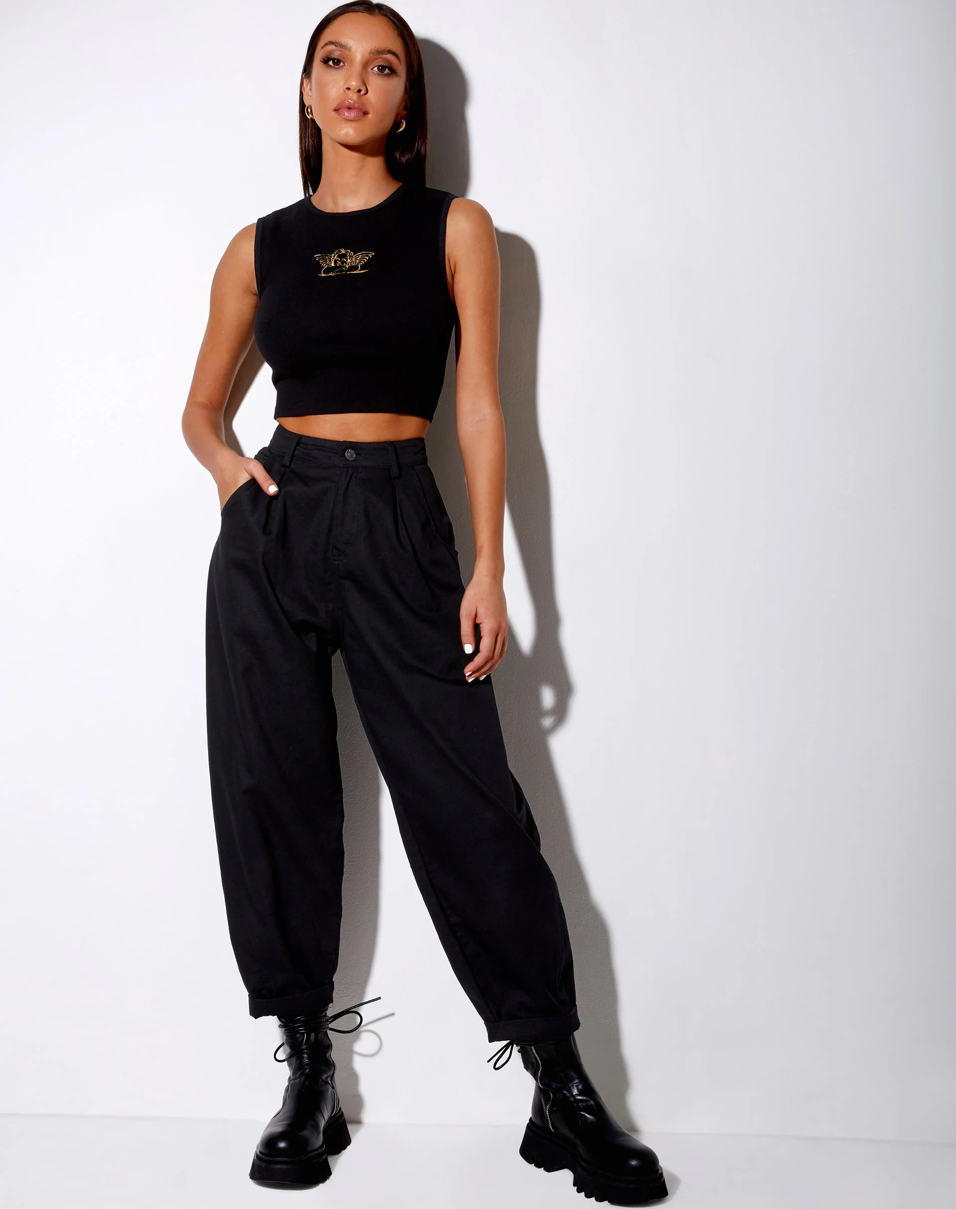 Gimon Crop Top aus Rippe Schwarz Angelo Embro - Image 5
