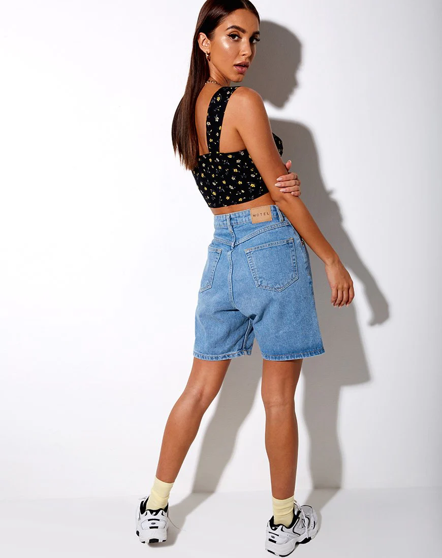 Gladis Vest Crop Top in Pretty Petal Schwarz - Image 5