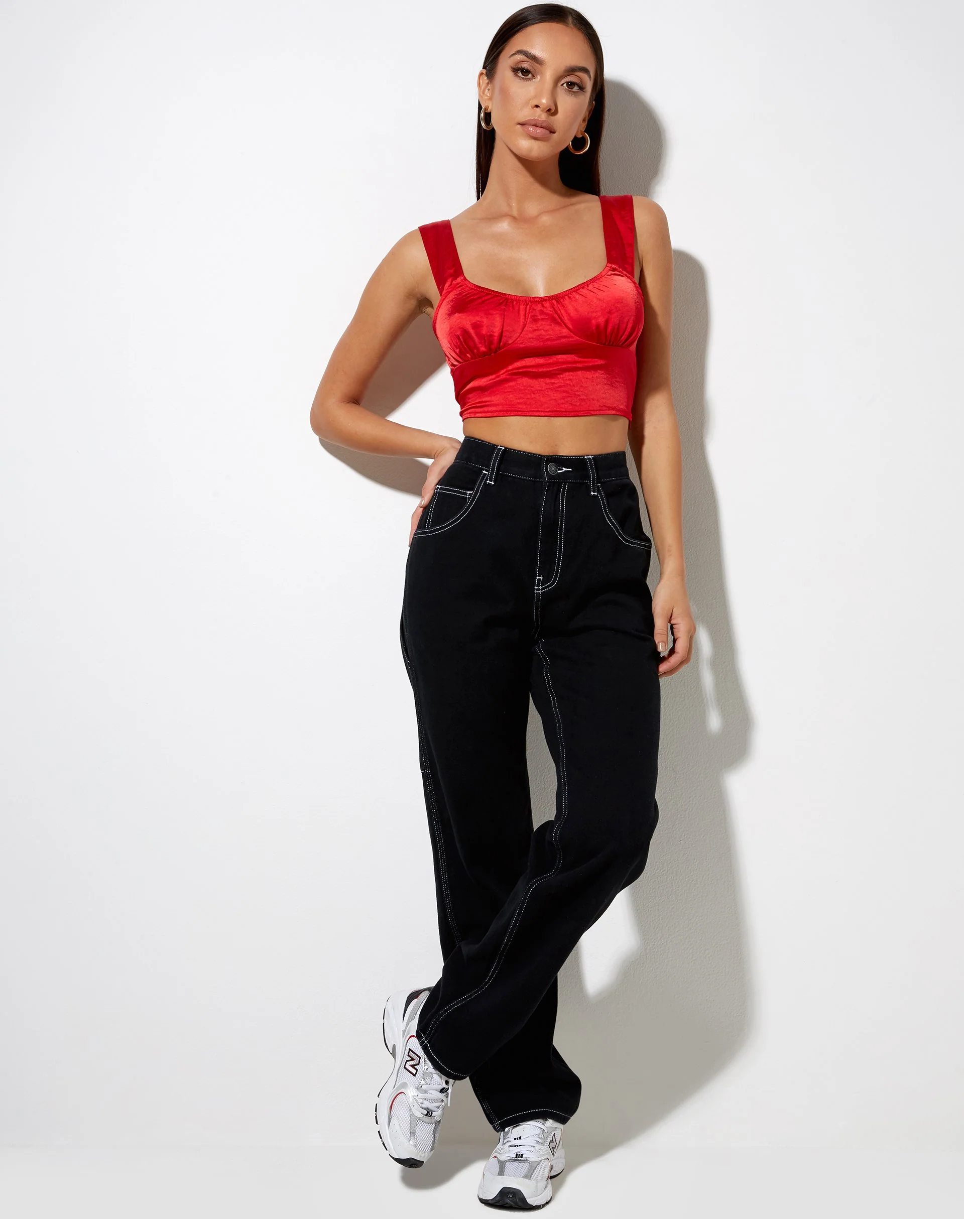 Gladis Westentop in Satin Rot - Image 3