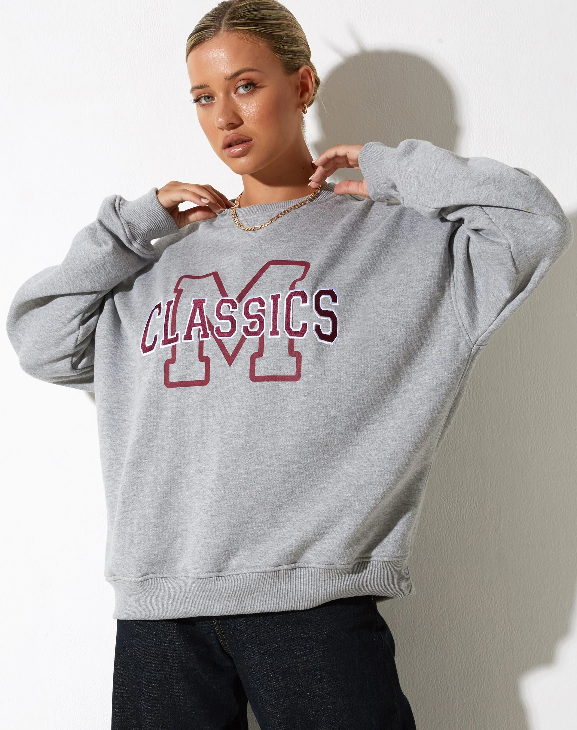 Glan Sweatshirt in Grau meliert mit 'M Classics'-Stickerei - Image 4