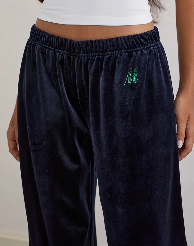 Glen Jogger aus Velours in Navy mit 'M'-Verzierung - Image 4