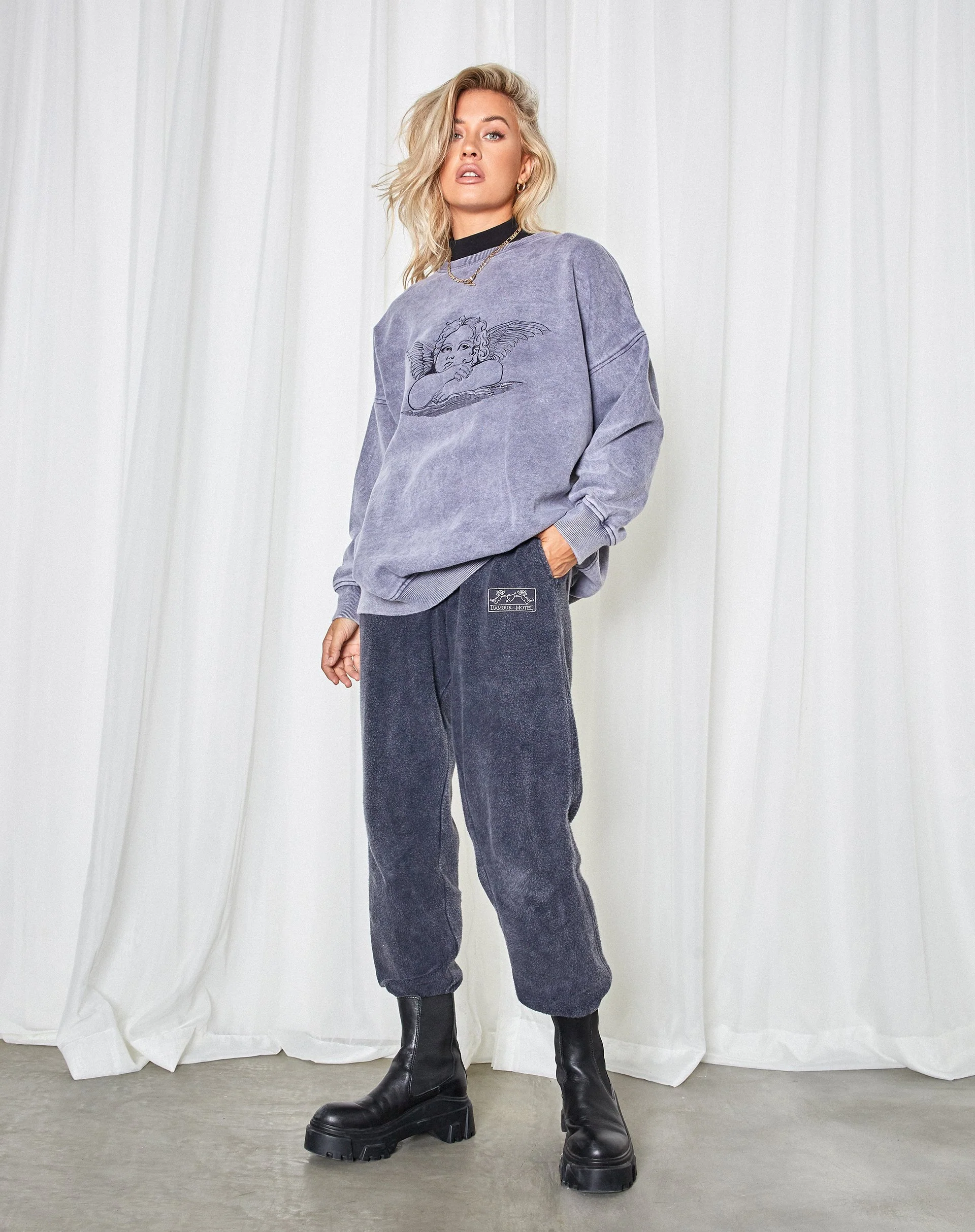 Glo Sweatshirt in anthrazitfarbener Waschung Angelo Embro - Image 4