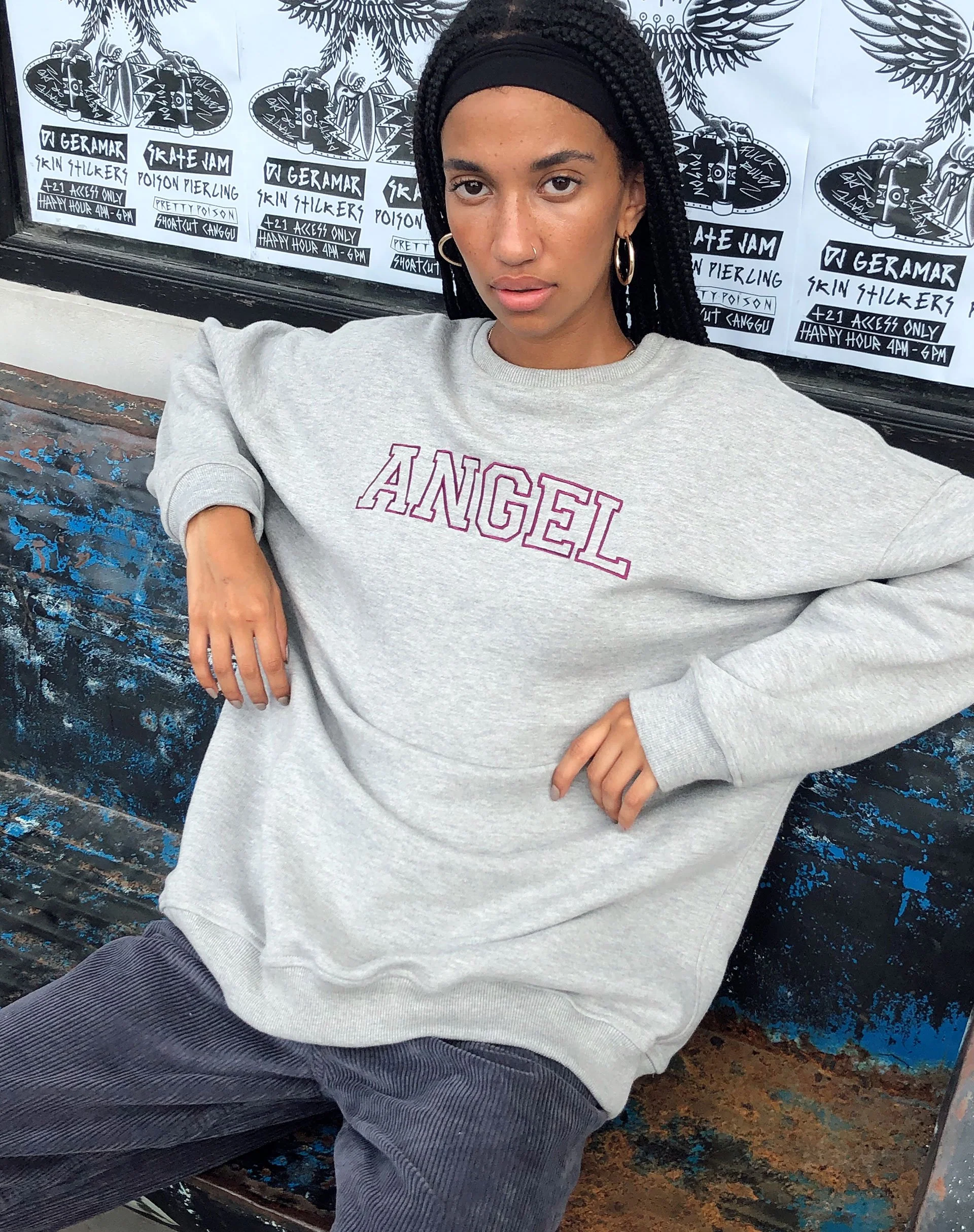 Glo Sweatshirt in Greymarl 'Angel' Embro in Burgundy - Image 3