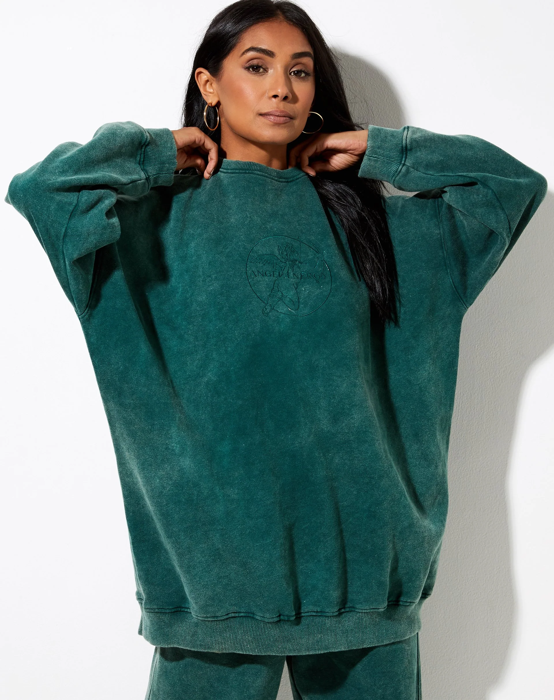 Glo Sweatshirt in gewaschenem Grün 'Angel Energy' Cherub Embro - Image 5
