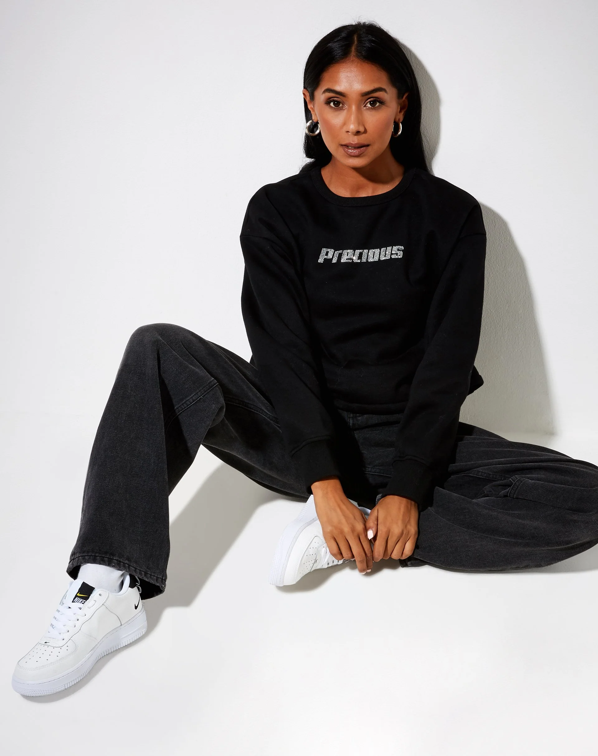 Glora Sweatshirt in Schwarz 'Precious' Hotfix