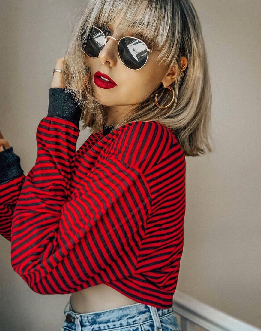 Goce Crop Top in Ministreifen Rot und Schwarz - Image 2