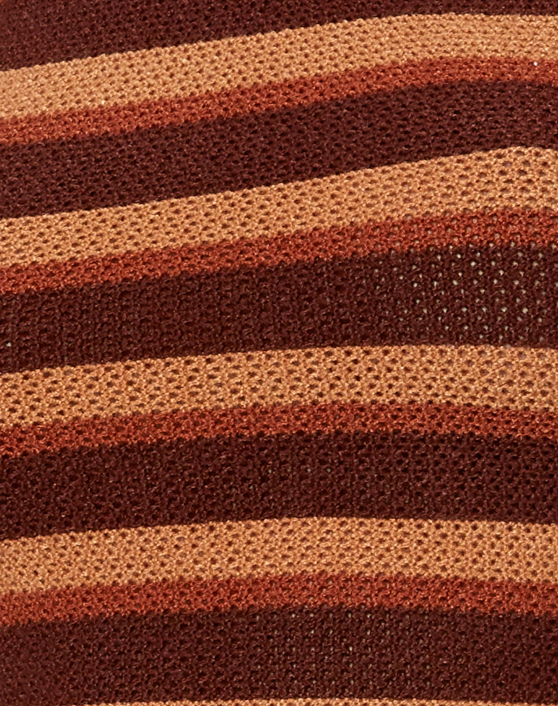 Groci Crop Top in Häkelstrick Streifen Braun Schokolade - Image 7