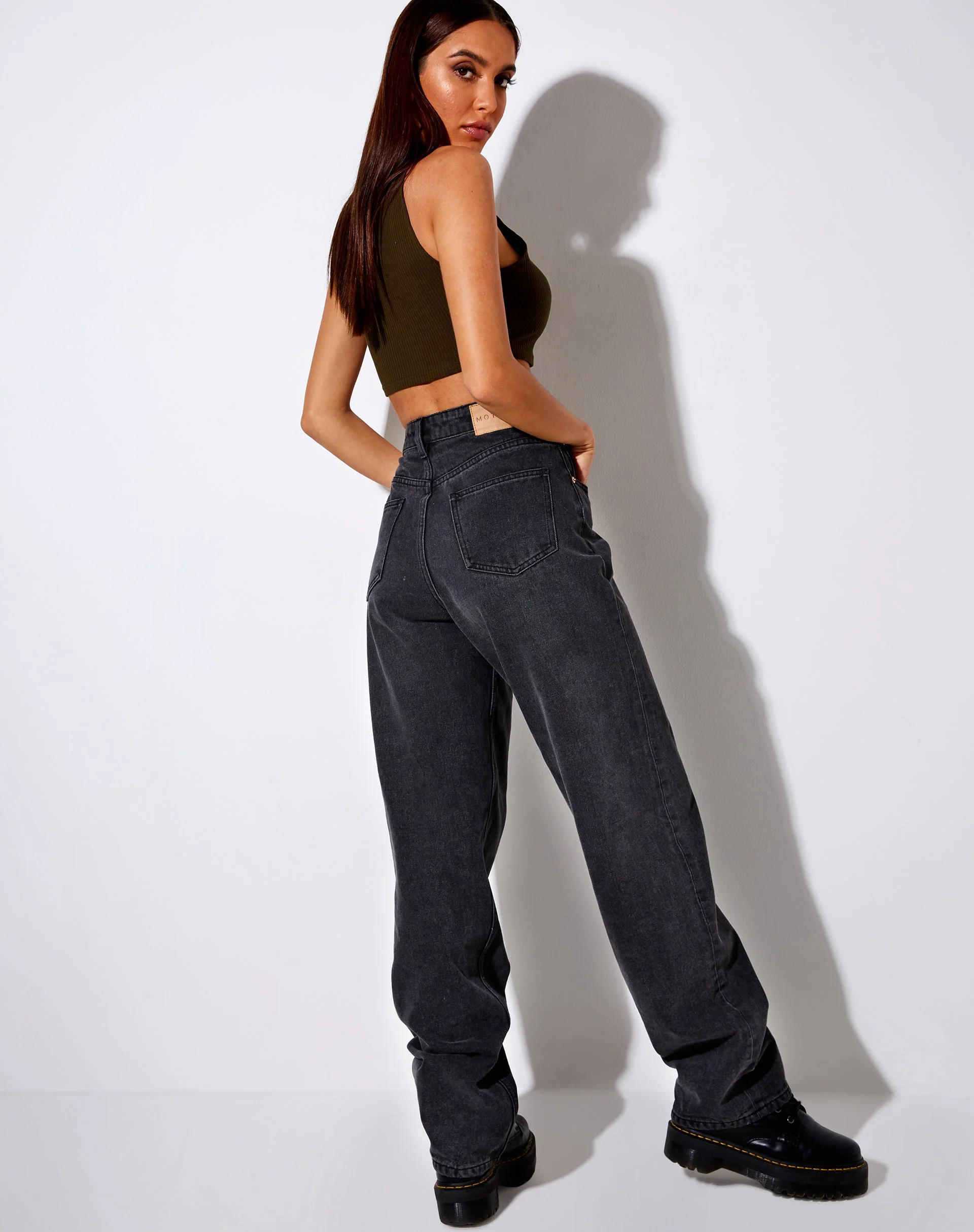 Guaco Crop Top aus Rippe Khaki - Image 4