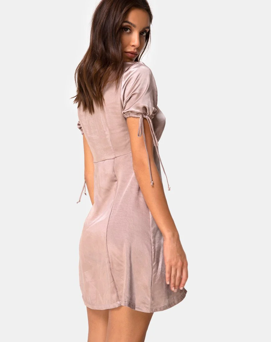 Guenette Kleid aus Satin Taupe - Image 2