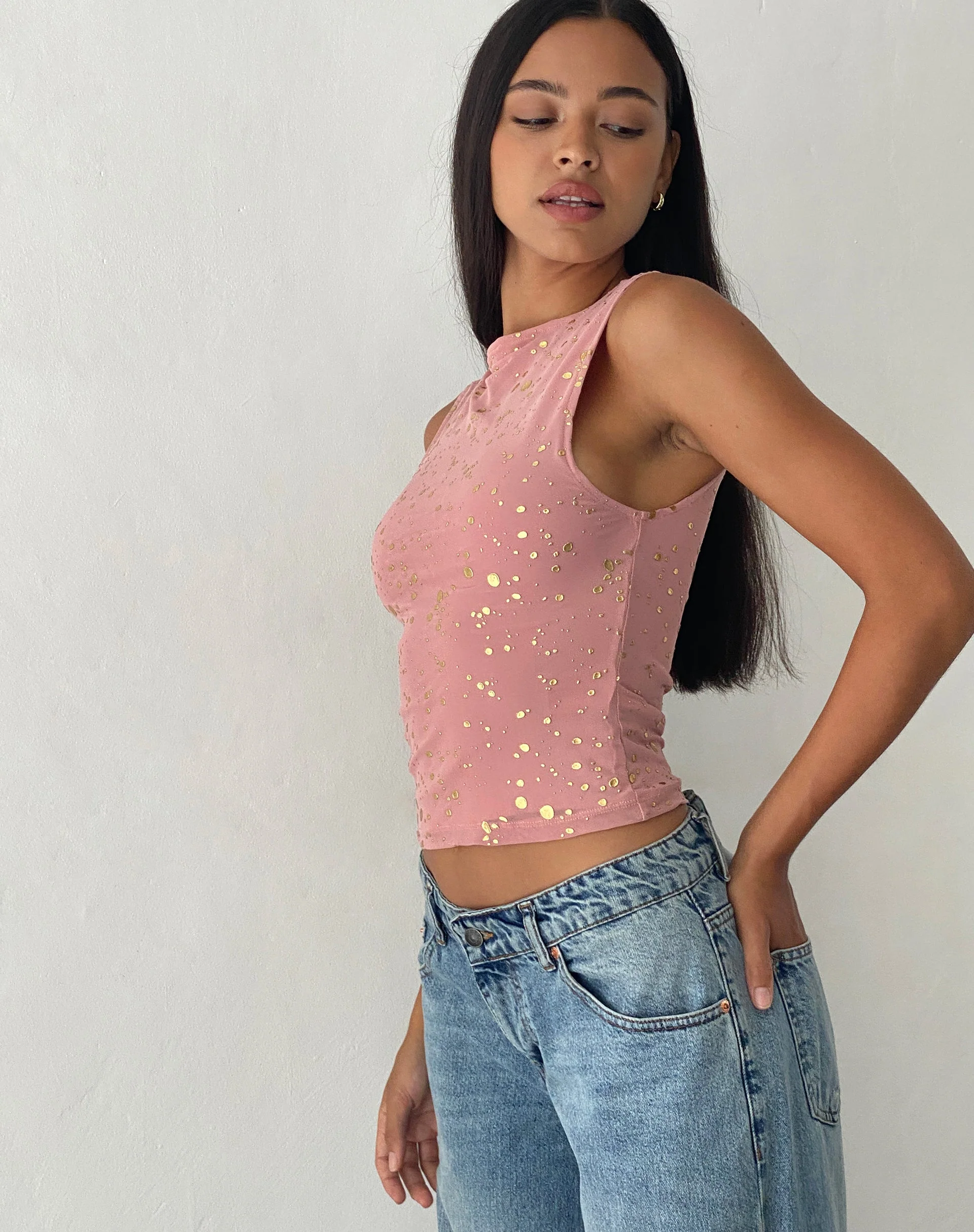 Hala Vest Top in Rosa mit Roségold-Folie - Image 3