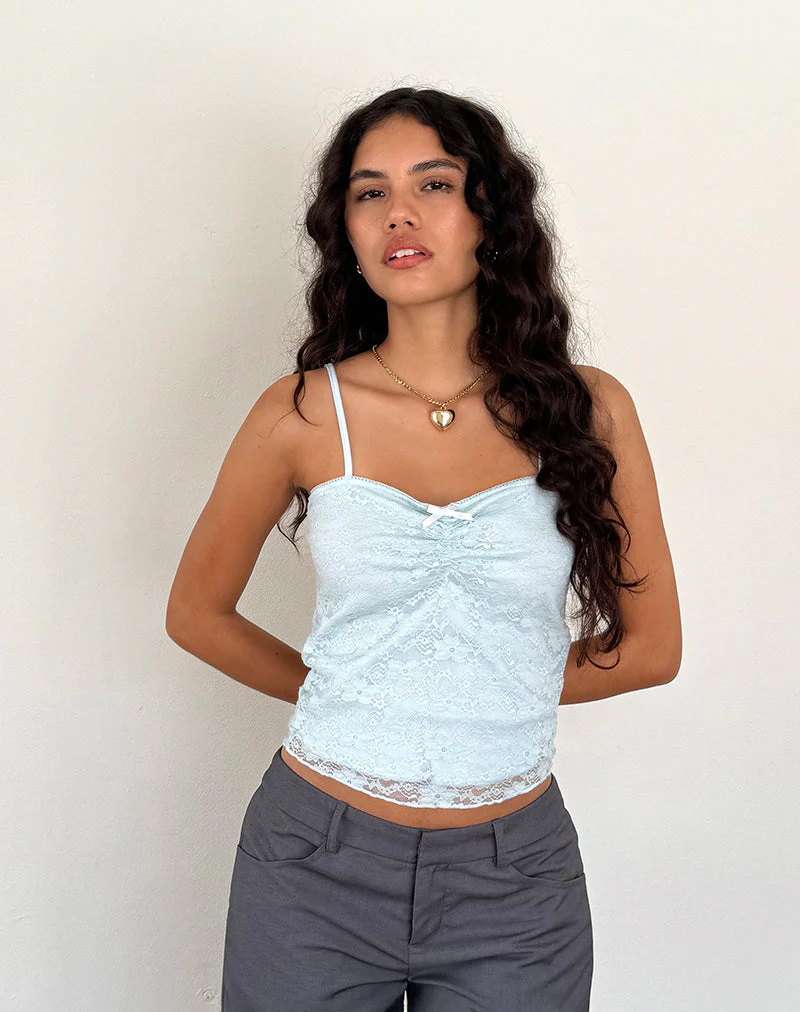 Hali-Cami-Top aus eisblauer Orchideen-Spitze - Image 4