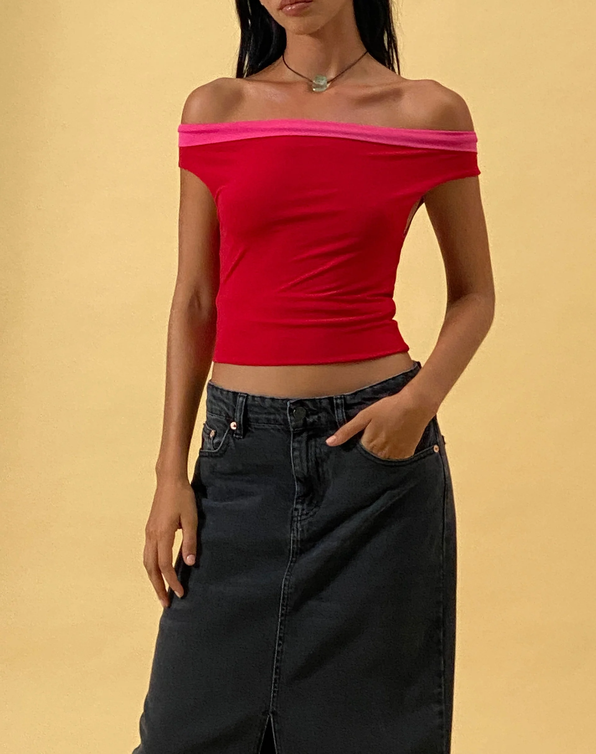 Halle Bardot Top in Rot-Rosa - Image 4