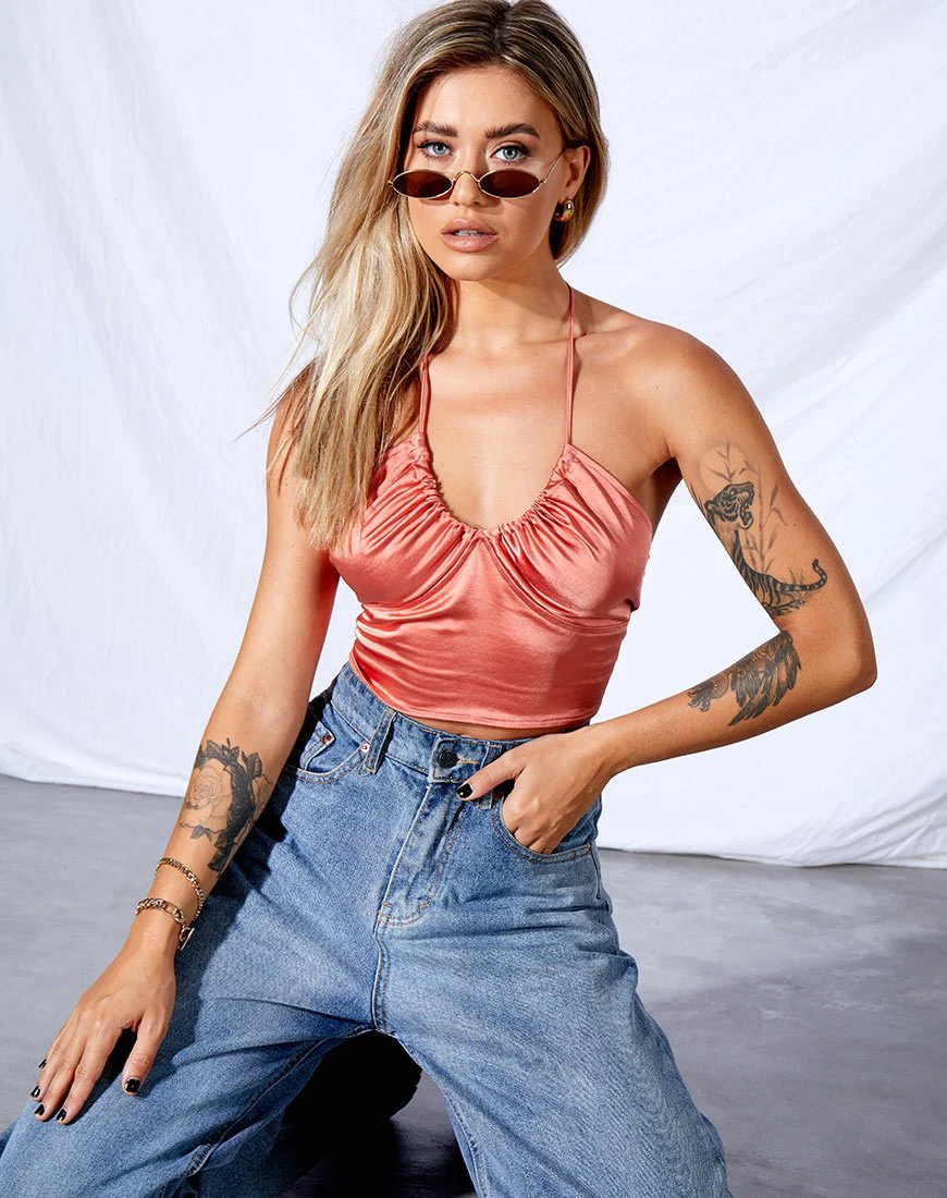 Haltri Crop Top in Satin Koralle