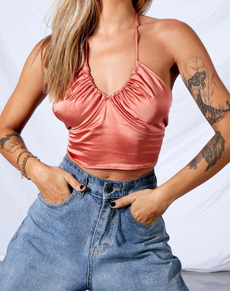 Haltri Crop Top in Satin Koralle - Image 3