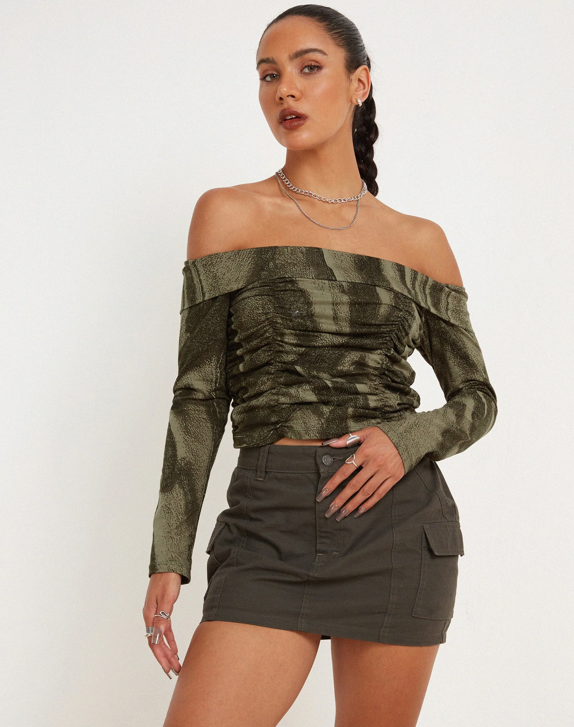 Hestina Oberteil in Dystopischer Falte Khaki - Image 5