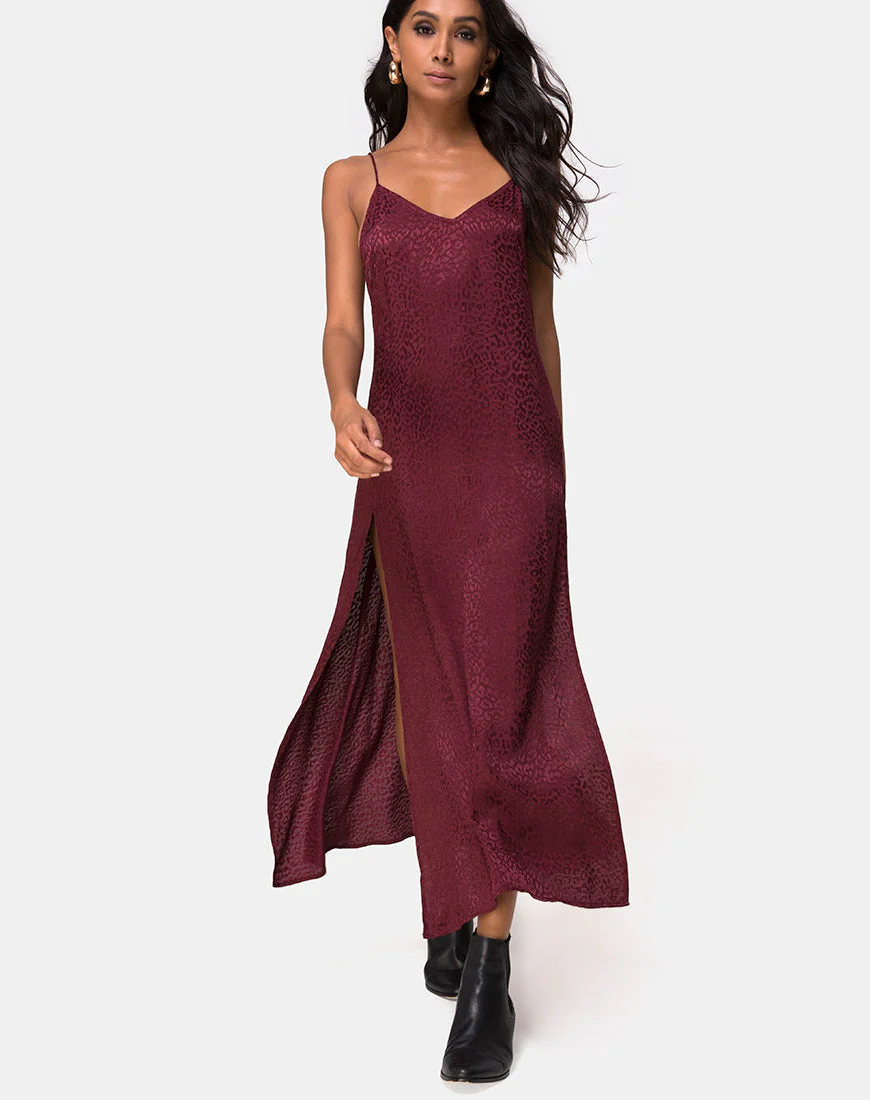 Hime Kleid aus Satin Cheetah Burgundy