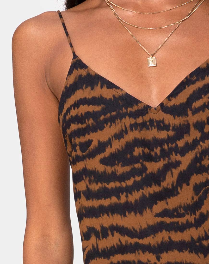 Hime Maxikleid in Animal Drip Braun - Image 6