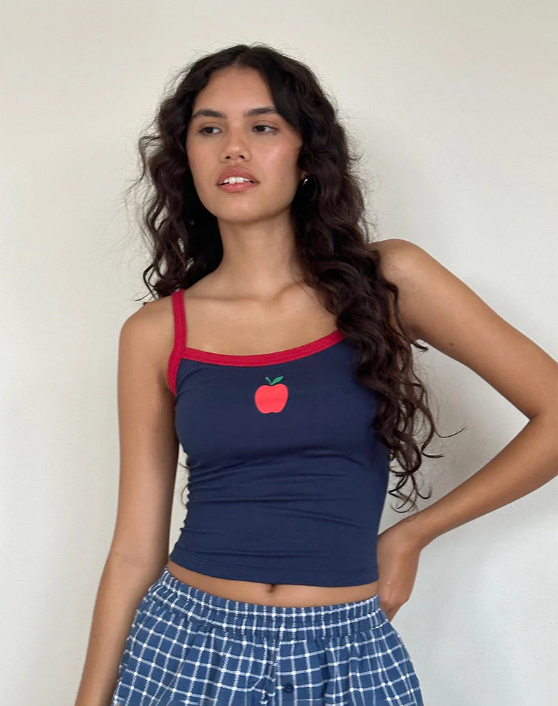 Icah Vest Top in Navy mit rotem Einband und Apfelmotiv