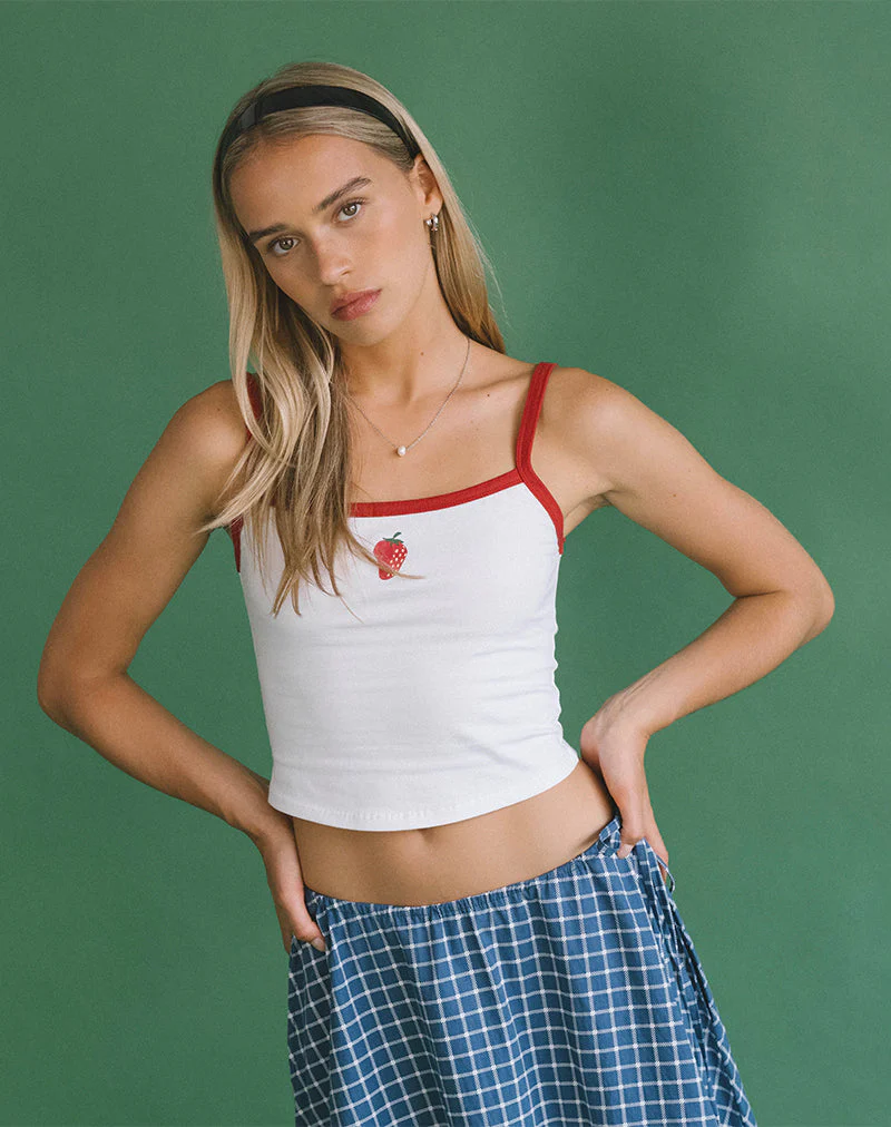 Icah Vest Top in Weiß mit roter Bindung und Erdbeere - Image 2