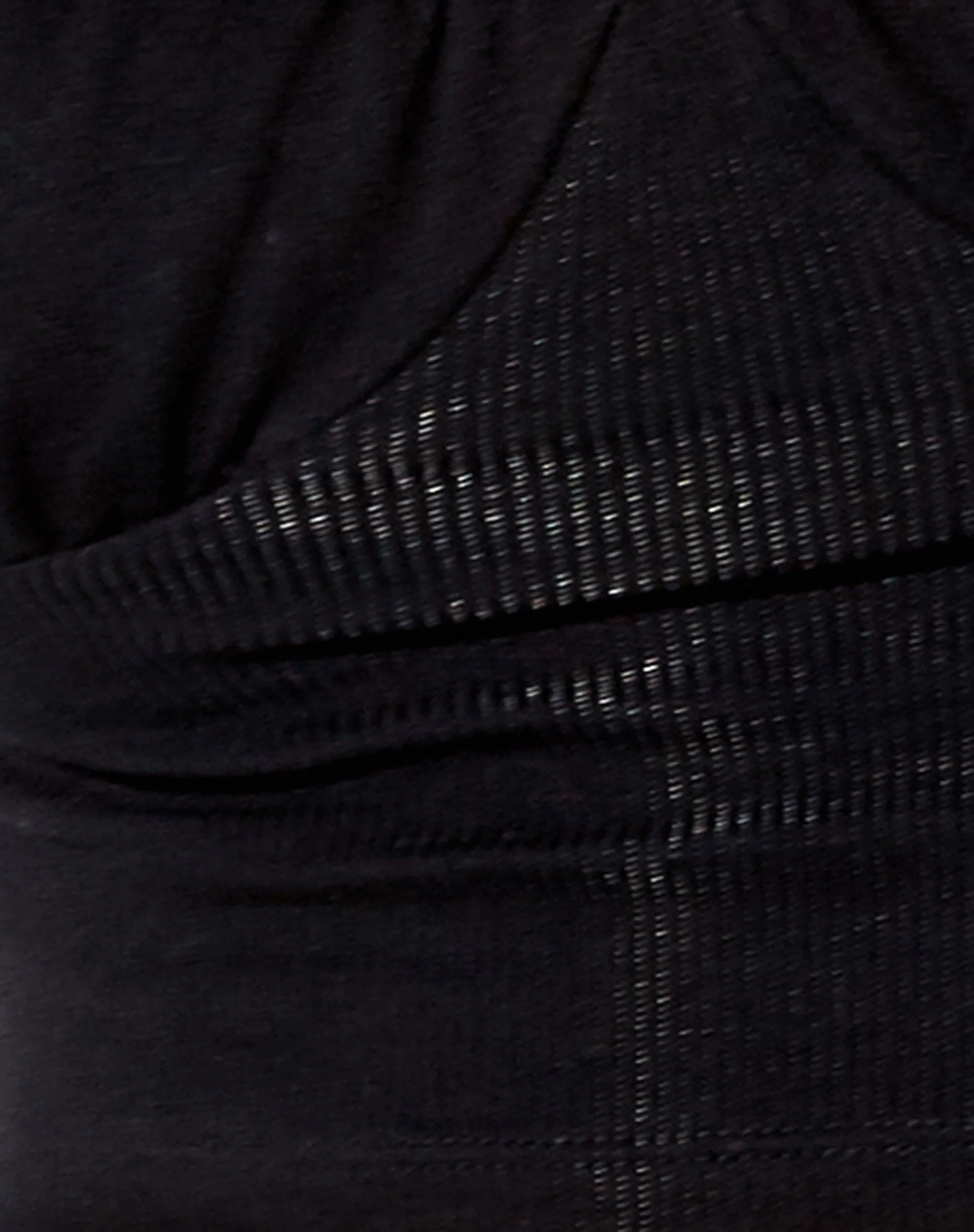 Inalo Crop Top aus Rippe Schwarz - Image 5