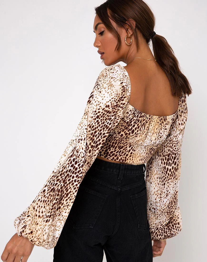 Irene Langarm-Top in Crinkle Sand Leopard - Image 5