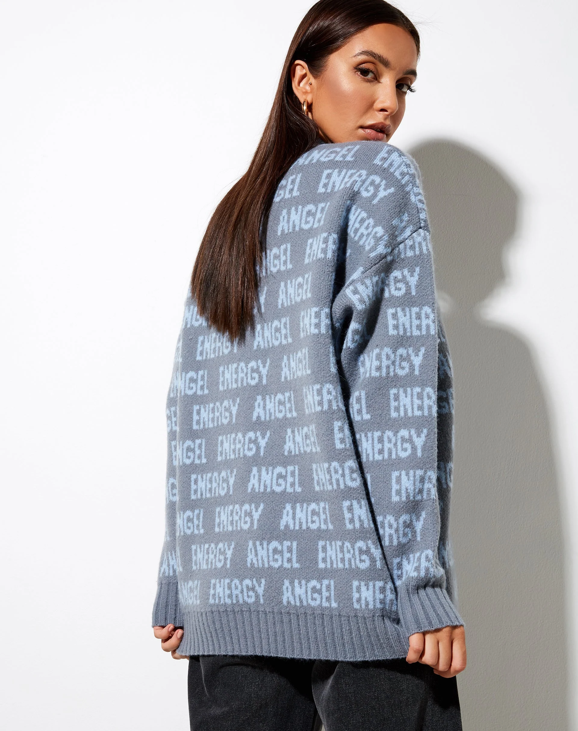 Iskov Pullover in Soft Grey und Powder Blue Angel Energy - Image 3