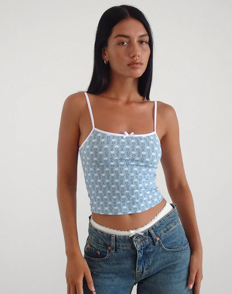 Isna Cami-Top in Puderblau XO Herz-Print