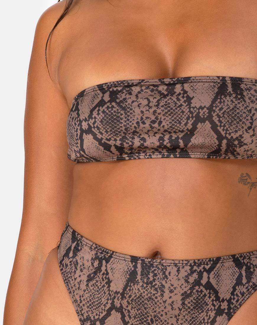 Izarla Bikinioberteil in Schlange Taupe - Image 5