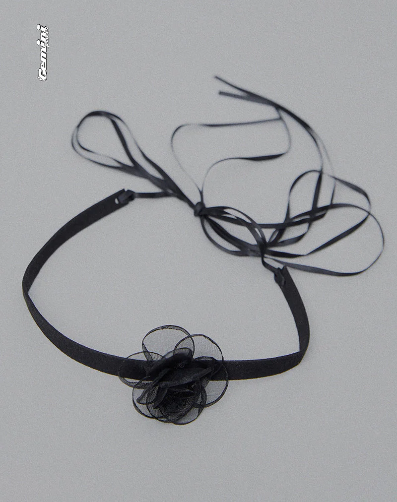 Jada Halskette mit schwarzer Rose von Gemini Jewels - Image 2