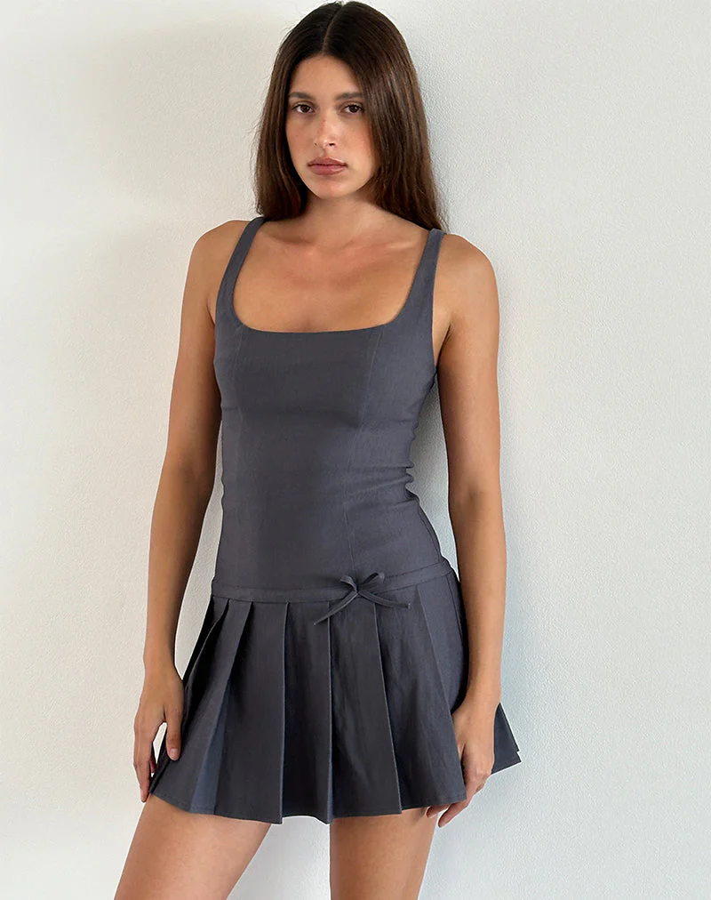 Jadzia Minikleid mit fallender Taille in Anthrazit