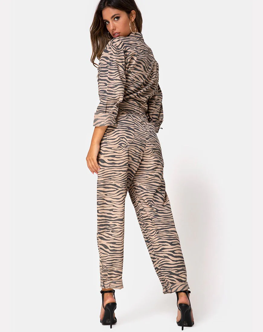 Jampa Jumpsuit aus Zip's Zebra Taupe - Image 4